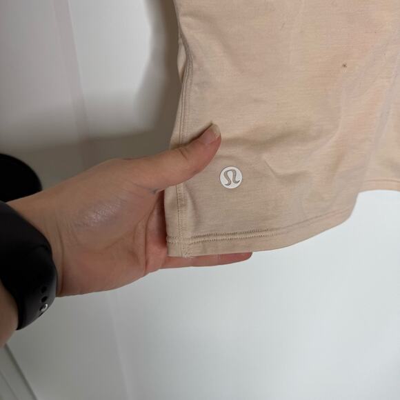 Lululemon Round Trip Short Sleeve Tee Shirt Lightweight Heathered Nudie Size 4 - Picture 5 of 5